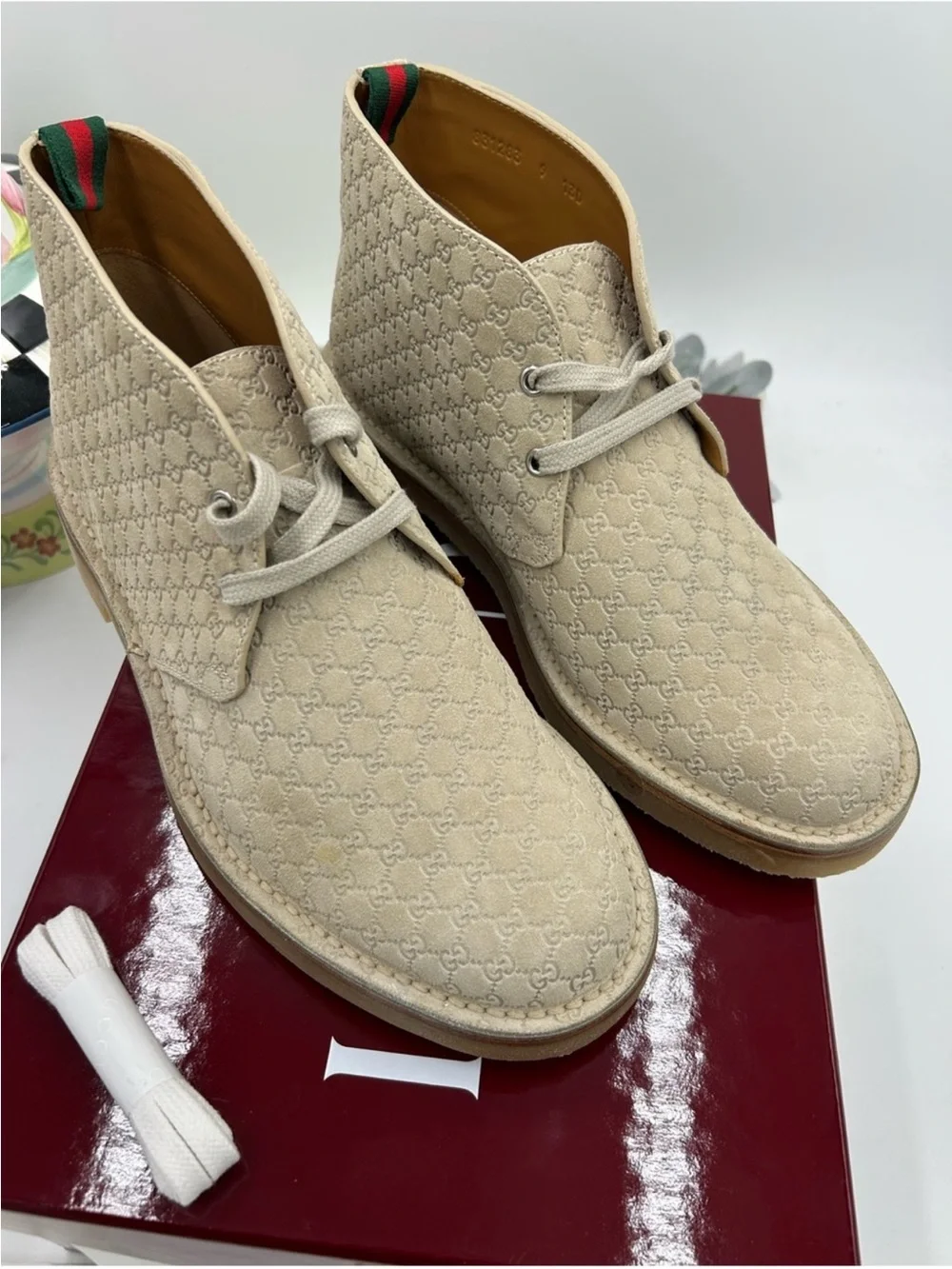 Men’s Gucci GG monogram desert boots oatmeal size 9 fits 10 US made Italy